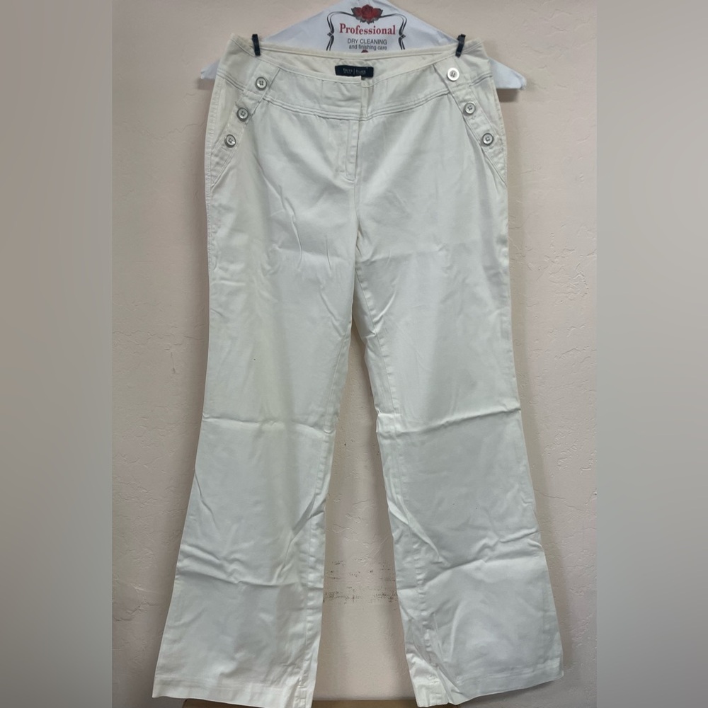 White House Black Market Cream Button Wide Leg Pant with belt